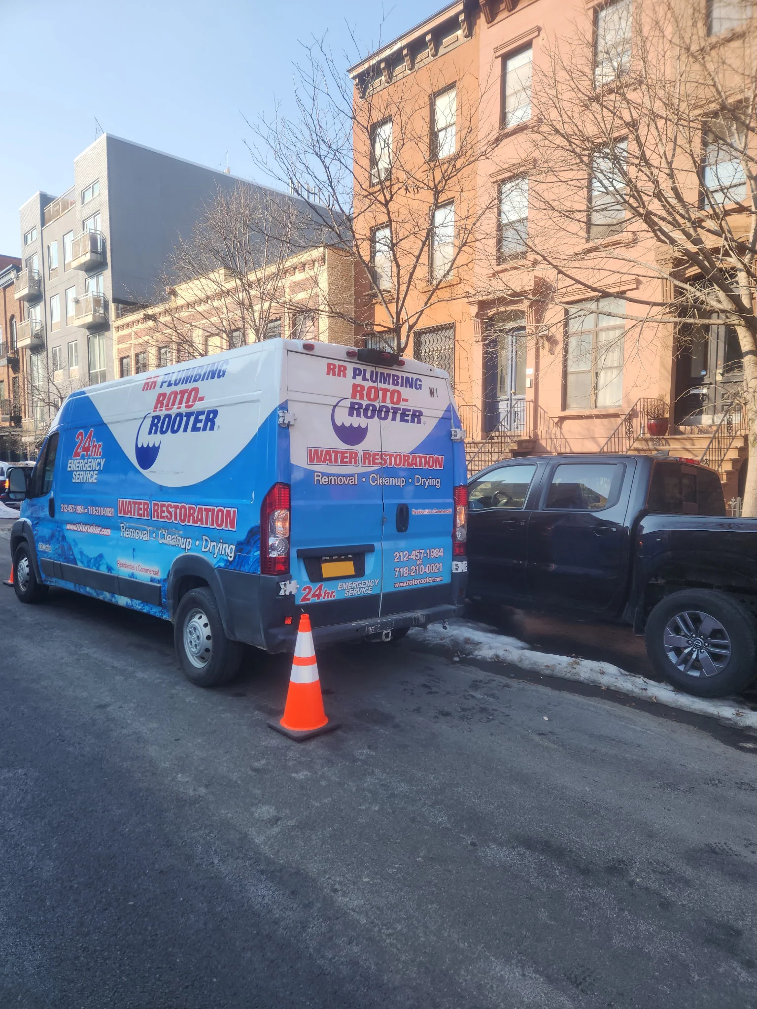 rr-commercial-industries-industries_mobile_water_restoration-1000004075.webp